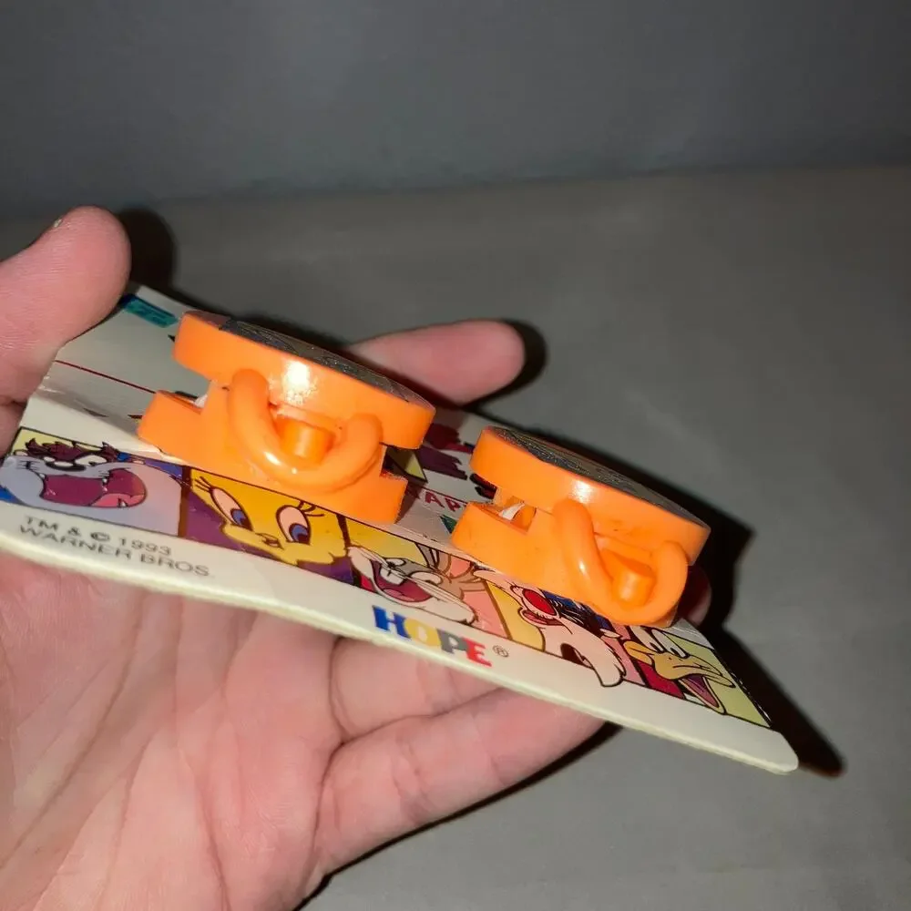 Looney Tunes this item